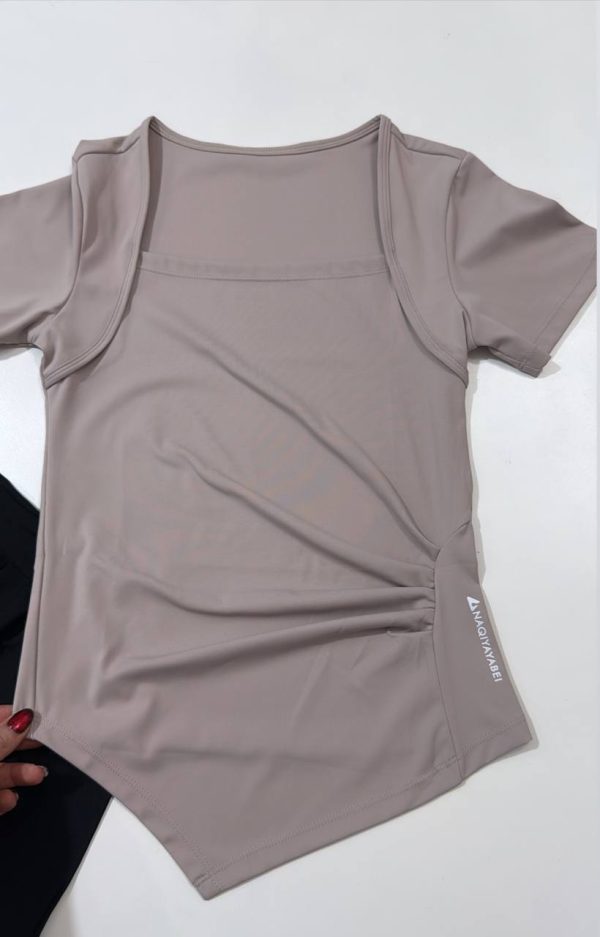 تیشرت یقه خشتی - Image 4
